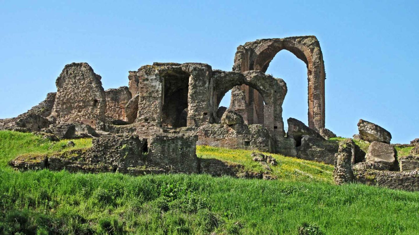 17 Ancient Roman Villas Still Standing Today