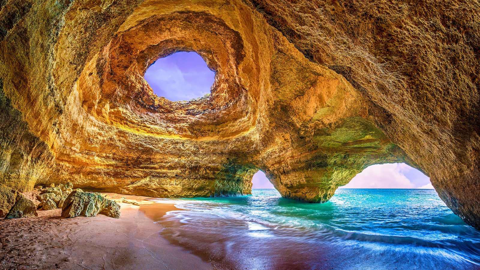Breathtaking U.S. Caves You Have to Explore