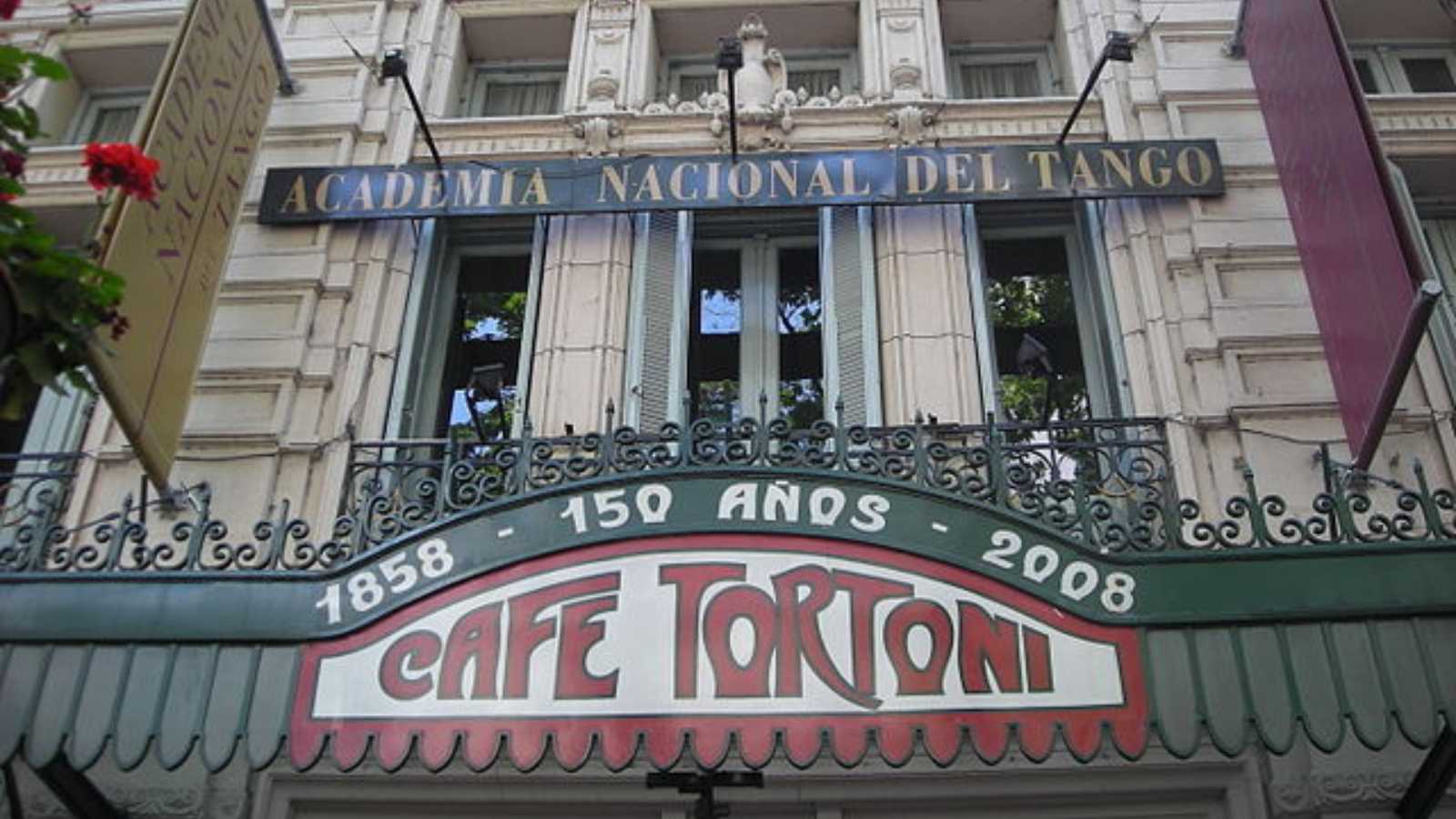 Step Into the World’s Most Stunning and Timeless Historic Cafés