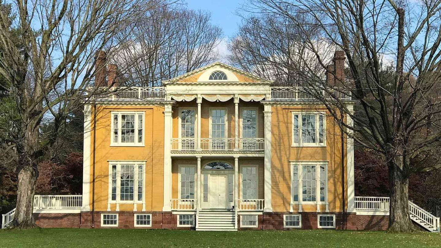 15 Opulent Historic Mansions in the Hudson Valley & Upstate NY Built by America’s Wealthiest Dynasties