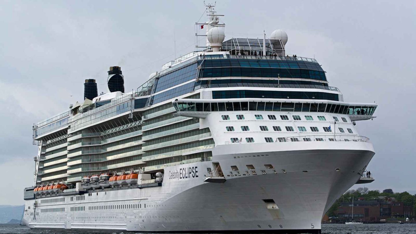 17 Oldest Cruise Lines Still Sailing the Seas Today