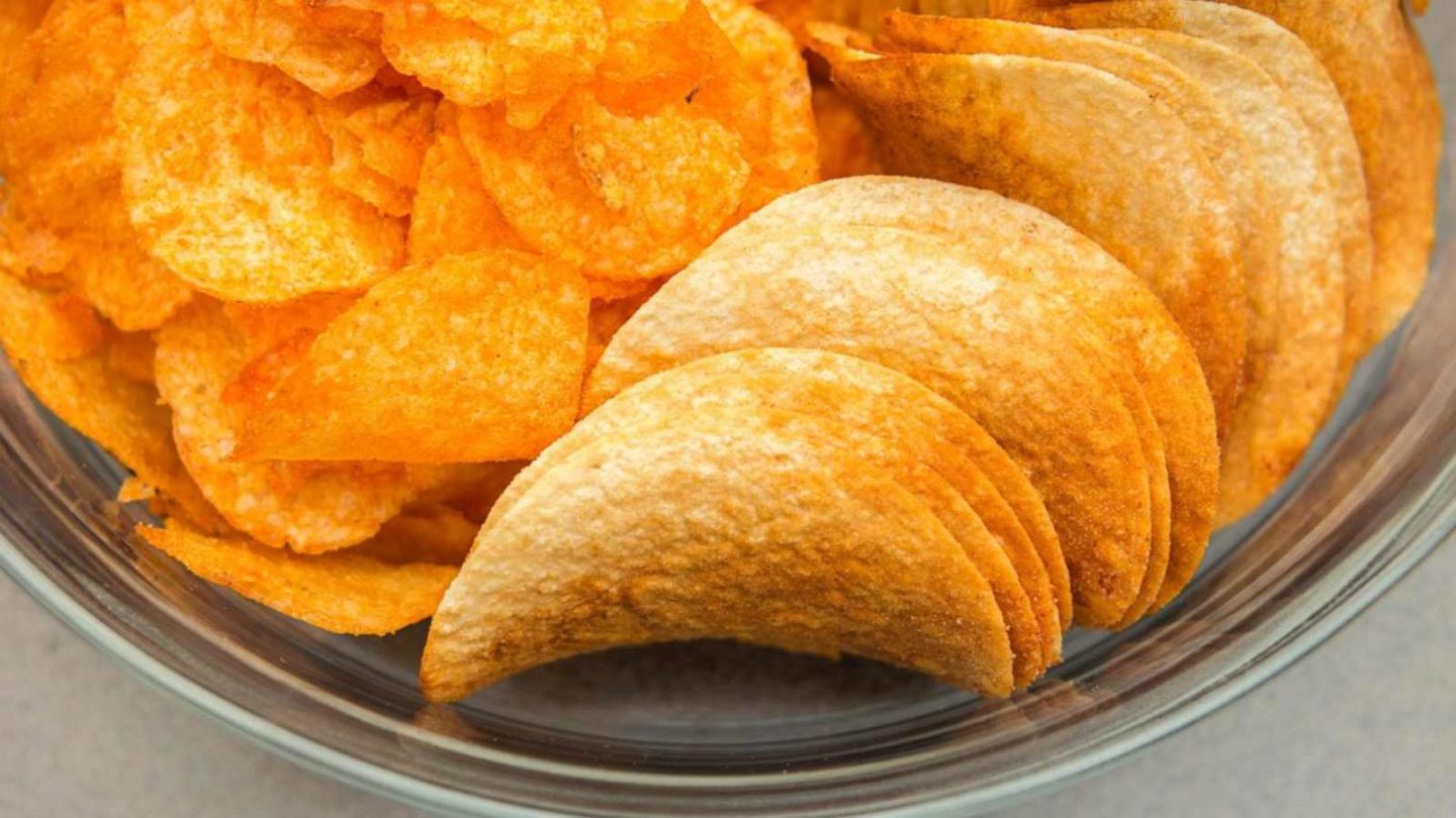 Snacks That Can Fly With You (And 5 That Can’t)