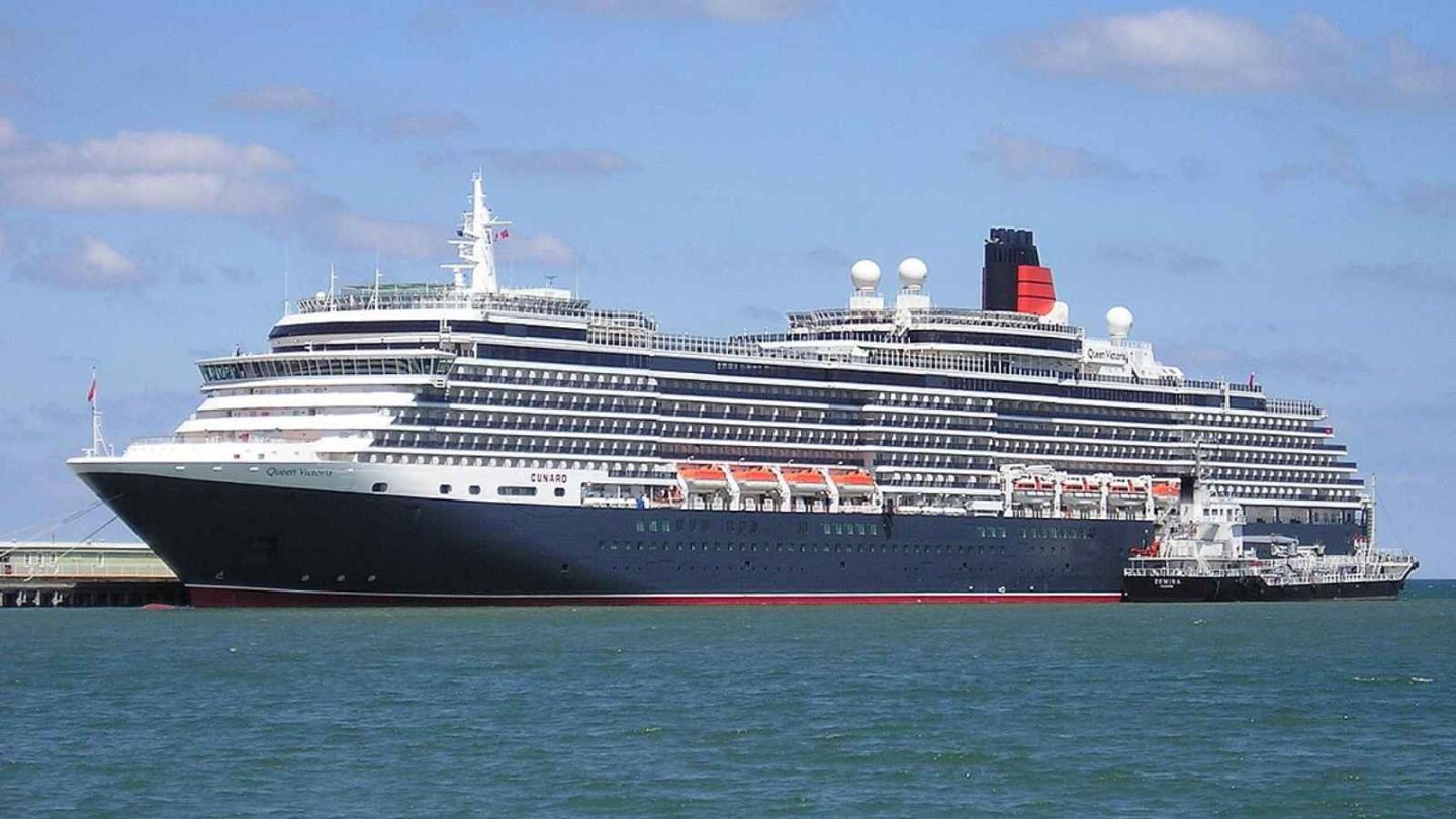 17 Oldest Cruise Lines Still Sailing the Seas Today