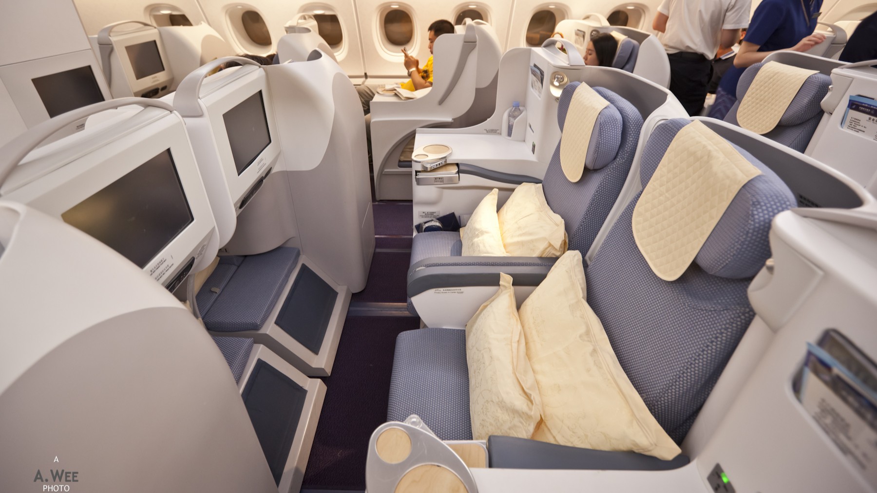 10 Reasons the Middle Seat Might Be the Best Choice on U.S. Flights