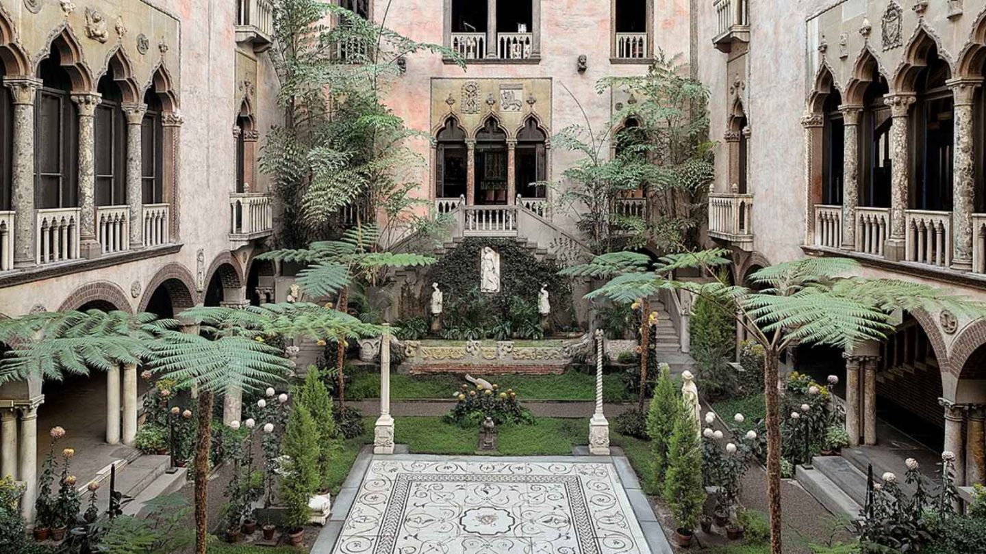 15 Historic Mansions in the Northeast USA Architecture Lovers Need to See