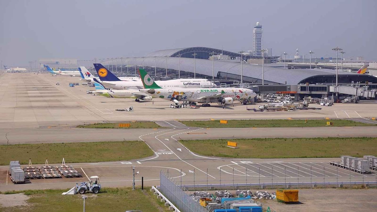 15 Airports That Make Travelling an Exciting Experience in Itself