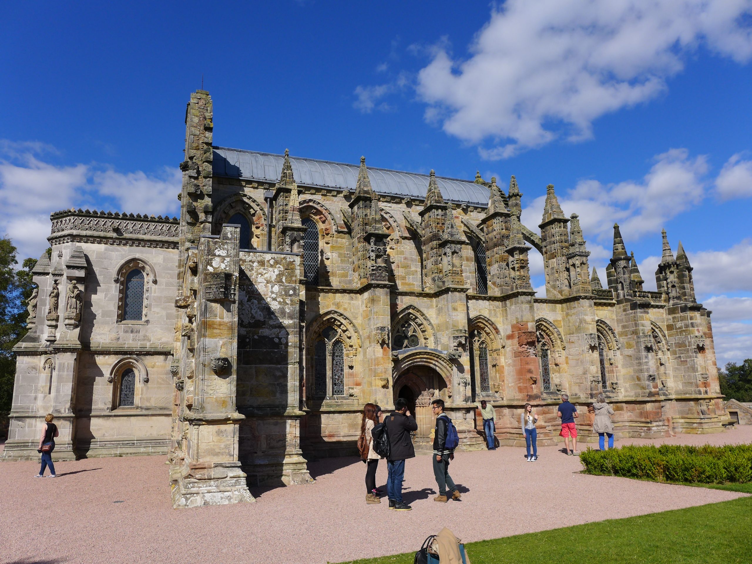 16 Historic Sites You Must See in Scotland