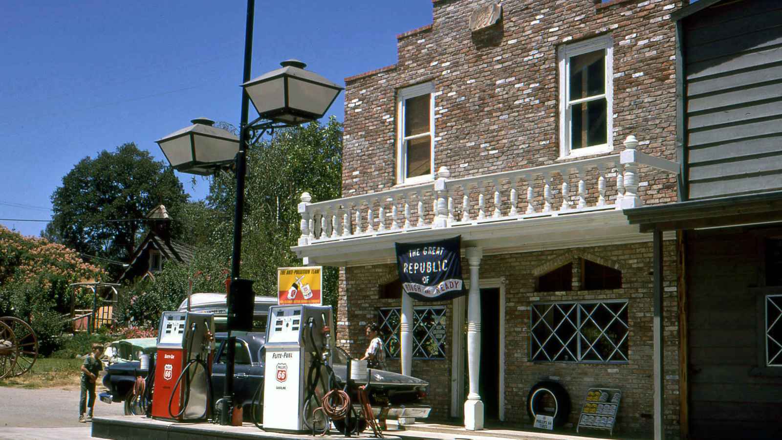 15 Small Towns in America Where Outsiders Aren’t Exactly Welcome