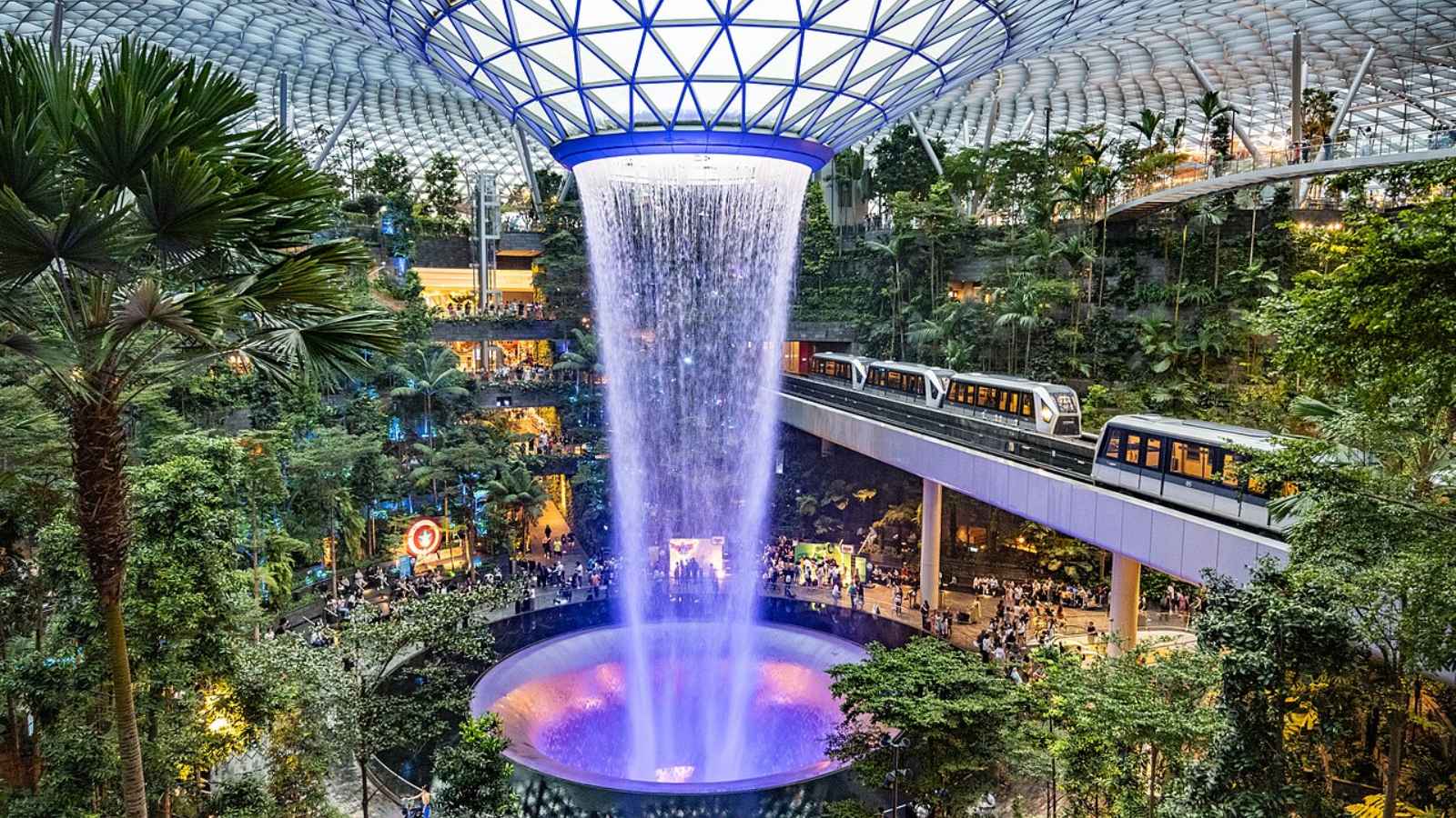 15 Airports That Make Travelling an Exciting Experience in Itself