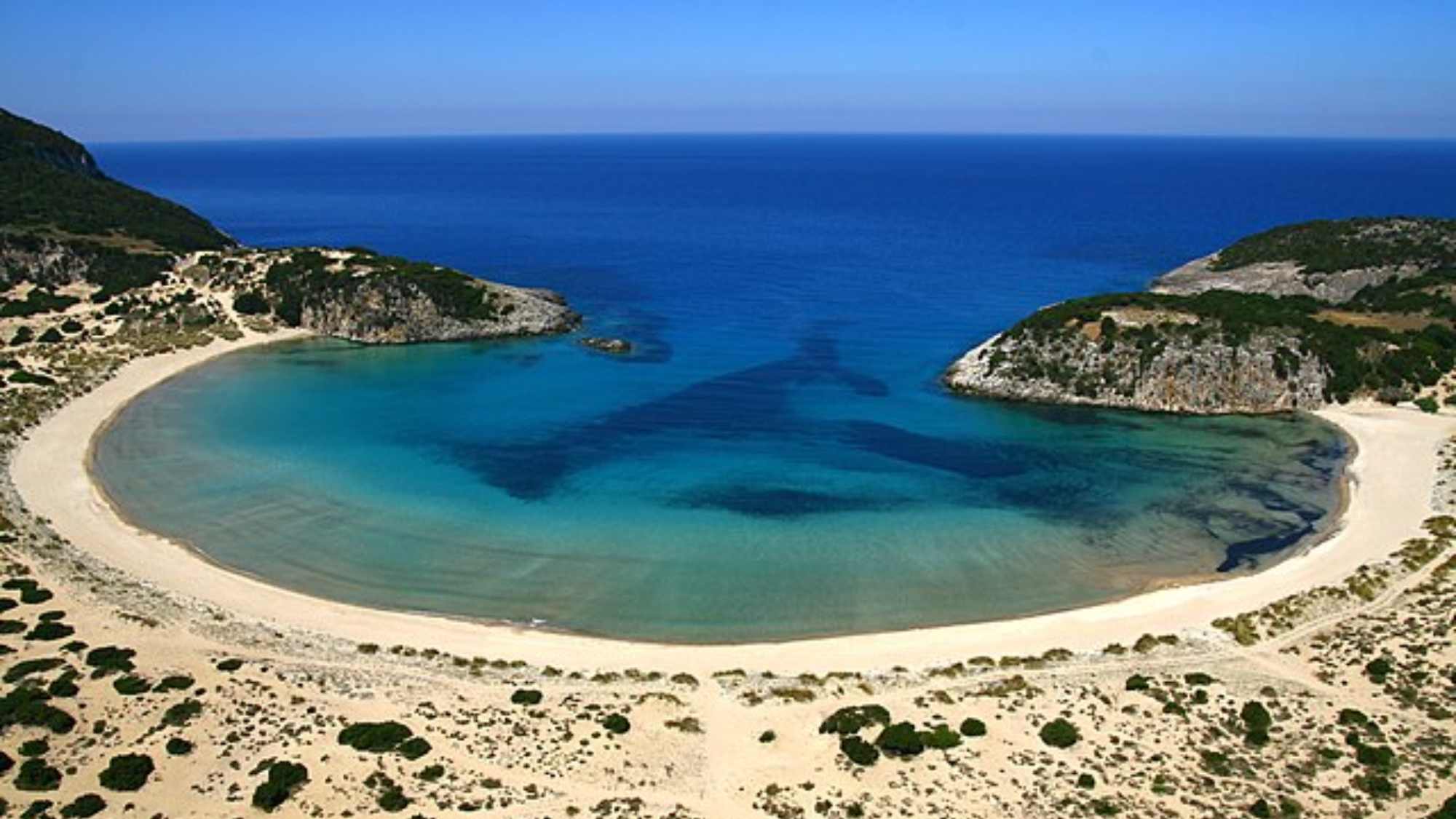 Breathtaking Greek Beaches Where You’ll Want to Soak Up the Sun!
