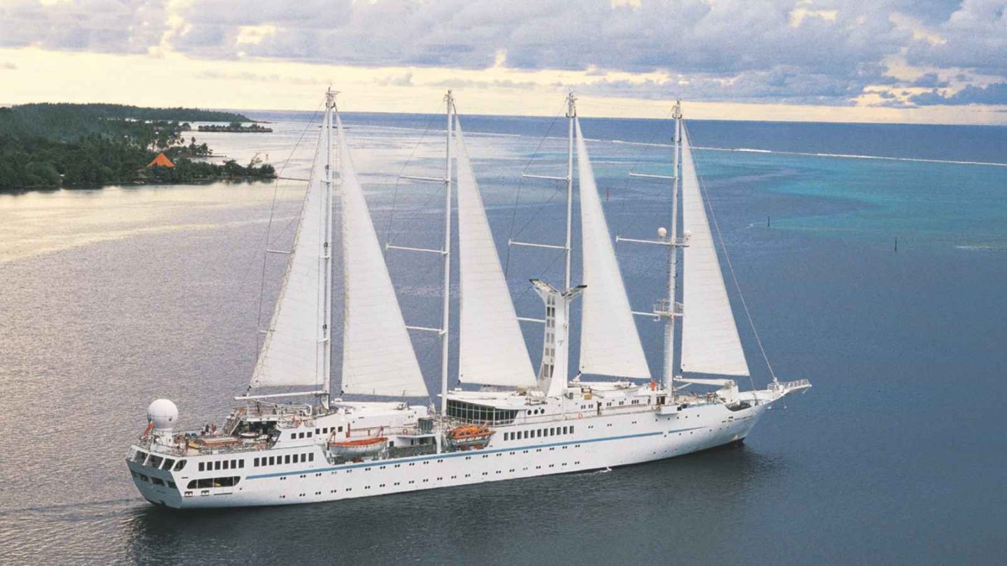17 Oldest Cruise Lines Still Sailing the Seas Today