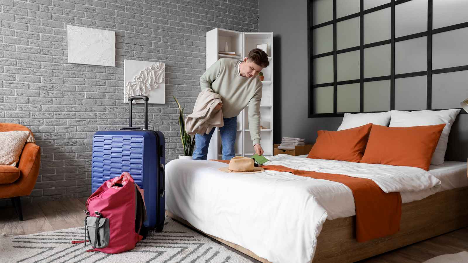 15 Proven Money-Saving Tips for Traveling on a Budget