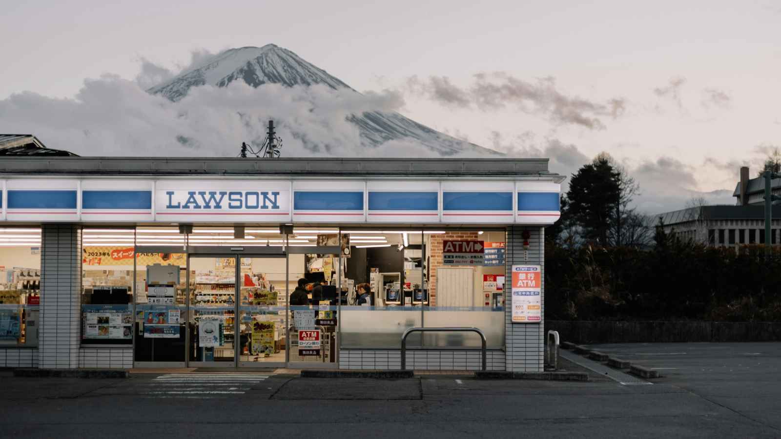 First Time in Japan? Learn These 12 Things Before You Land