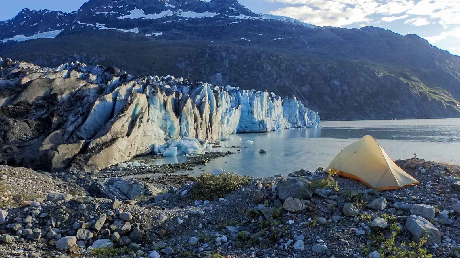 America’s 15 Most Scenic Campsites You’ll Want to Pitch Your Tent On