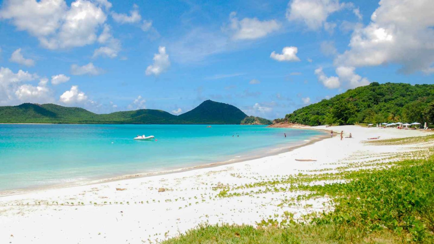 15 Luxurious Adults-Only Resorts for the Ultimate Relaxing Getaway