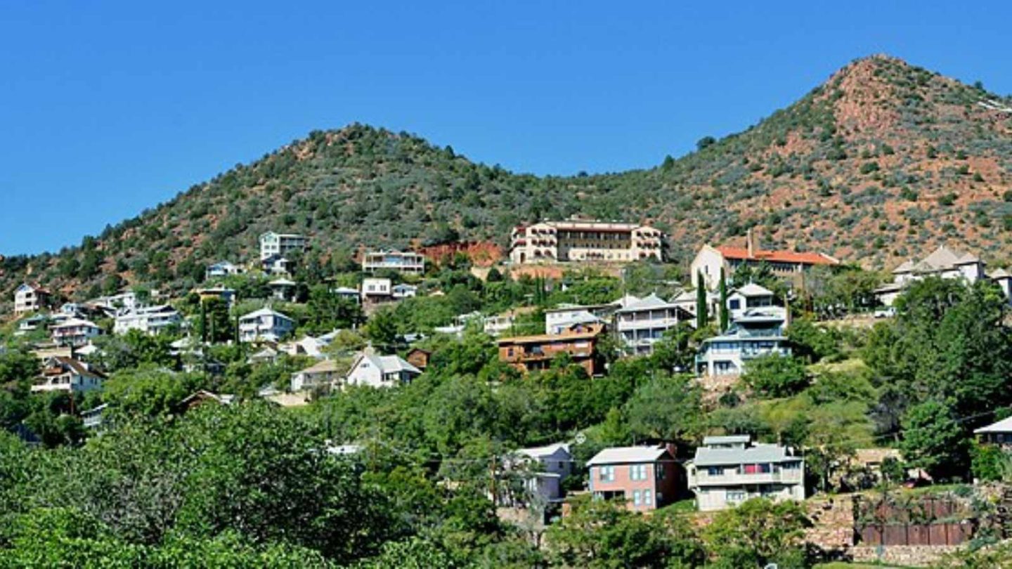 American Rural Towns That Are Hot Spots for Relocation in 2025