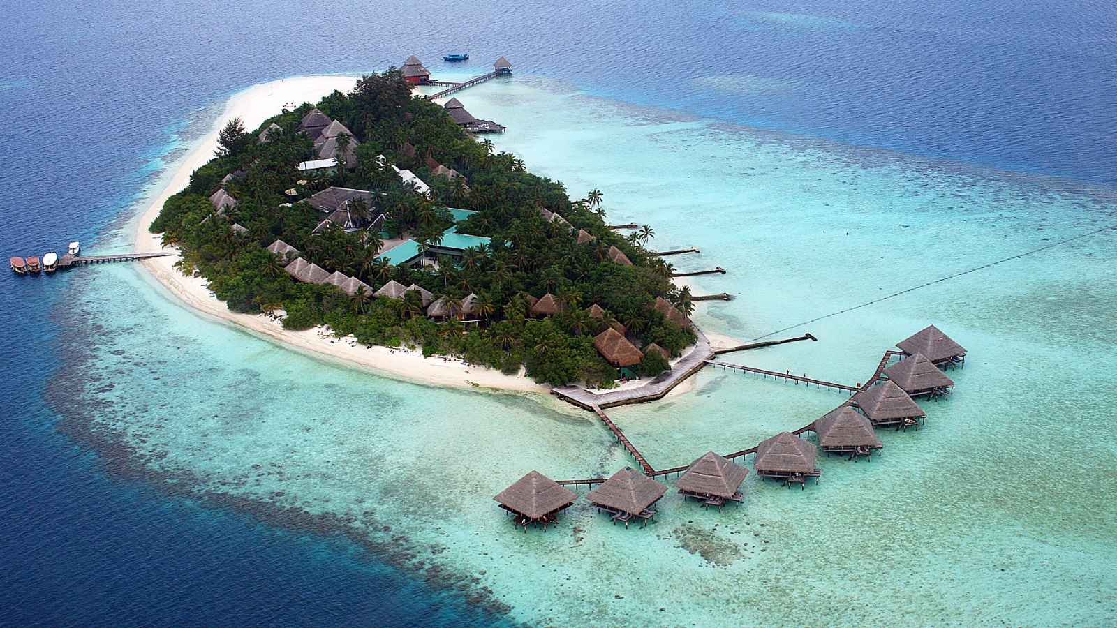 15 Luxurious Adults-Only Resorts for the Ultimate Relaxing Getaway
