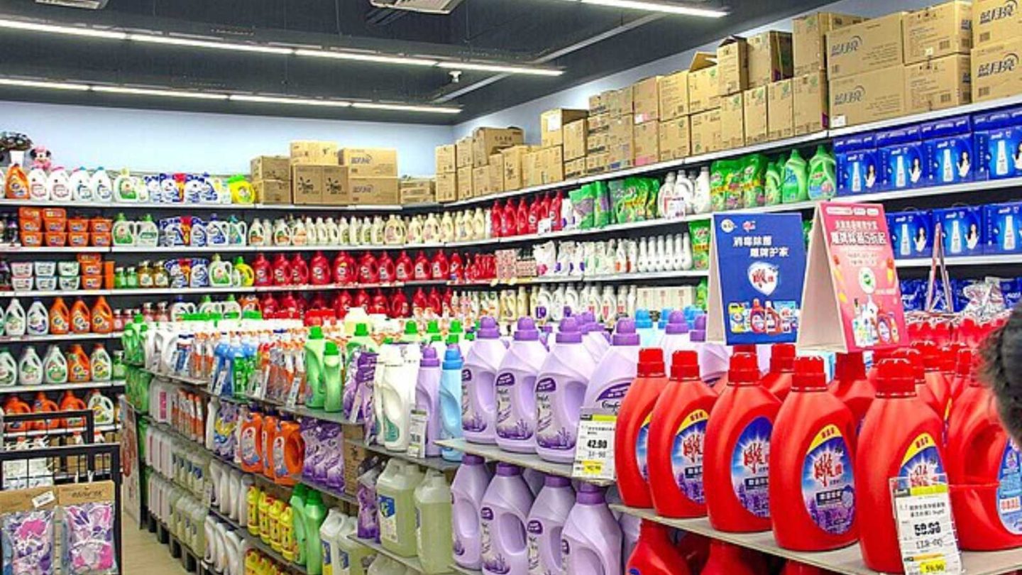 Dave Ramsey's Must-Have Travel Essentials You Should Always Buy Generic