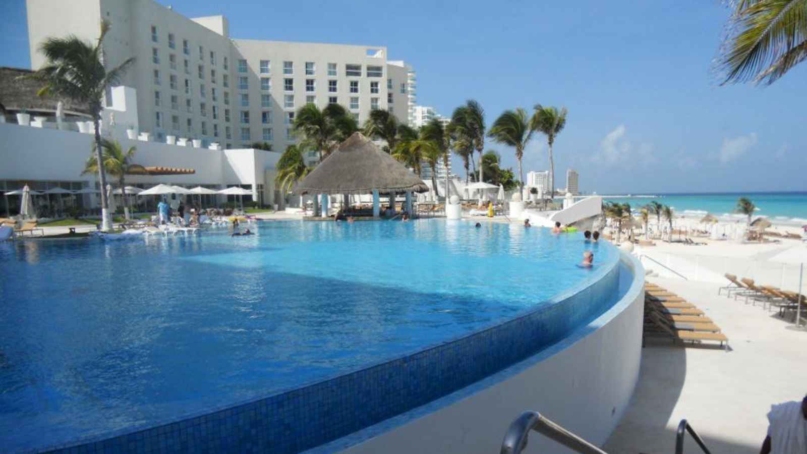 15 Luxurious Adults-Only Resorts for the Ultimate Relaxing Getaway