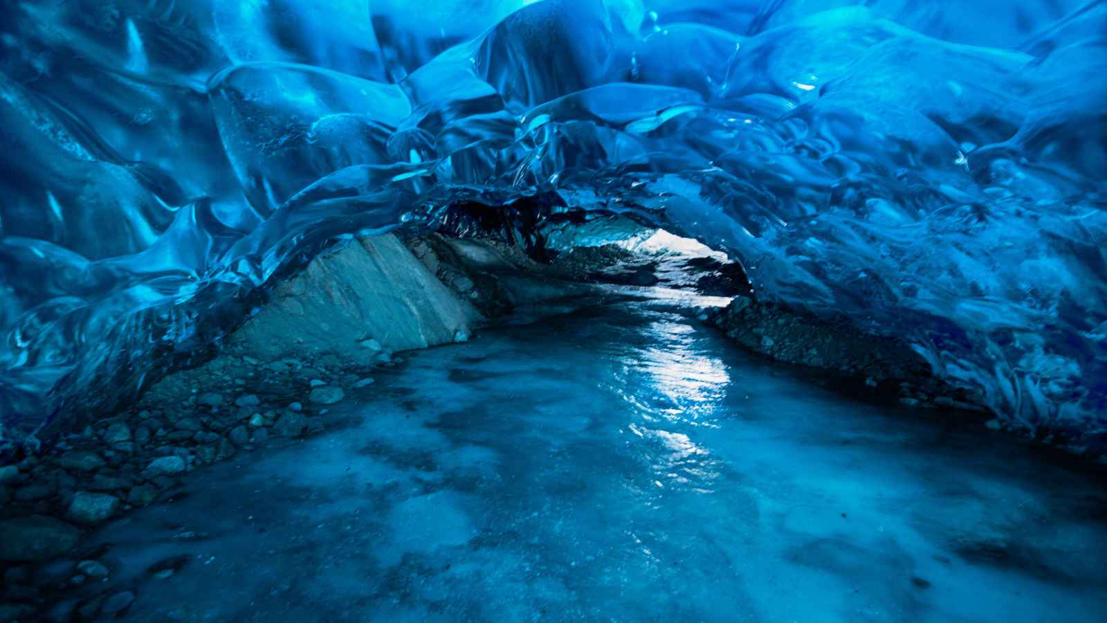 15 Legendary Places That Seem Unreal