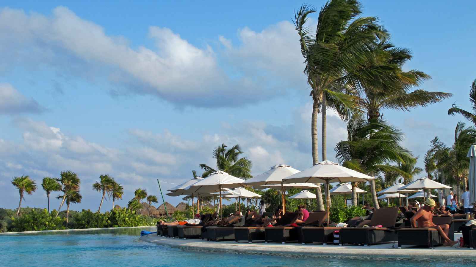 15 Luxurious Adults-Only Resorts for the Ultimate Relaxing Getaway