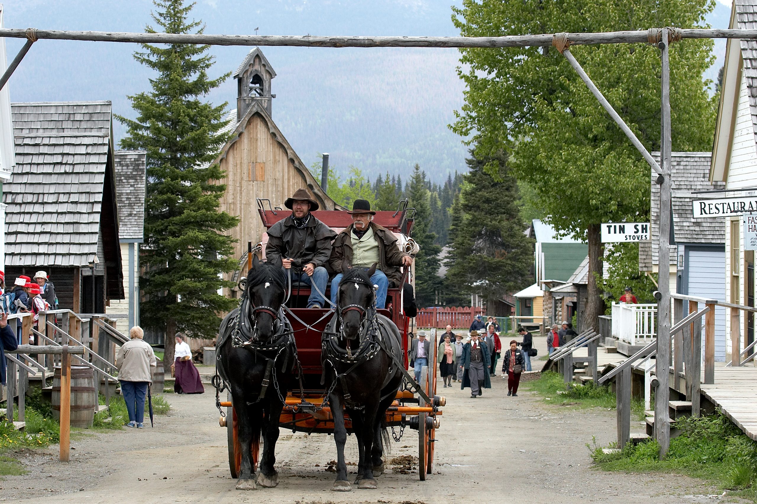 12 Historical Landmarks Every Canadian Needs to Explore