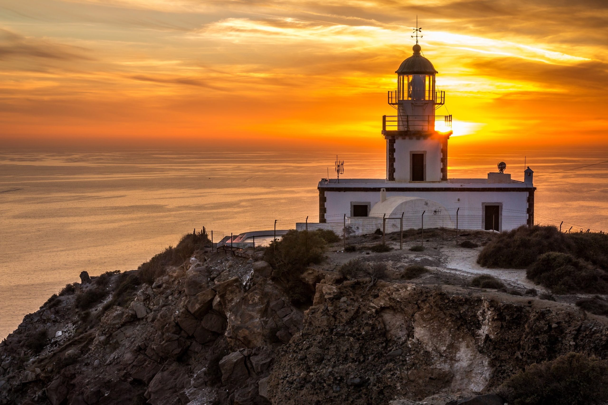 13 Less-Known Places in Santorini That Are Worth Visiting