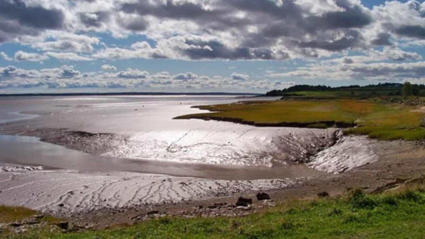 Top Canadian Hotspots for Your Next Adventure