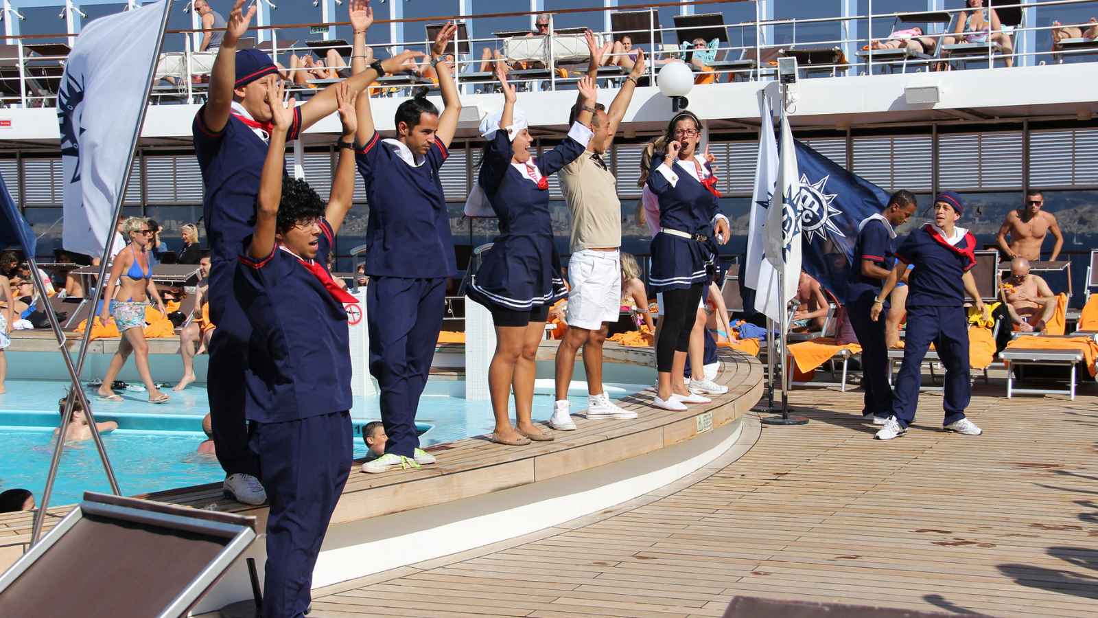 15 Hidden High-Paying Travel Jobs Few People Realize Exist