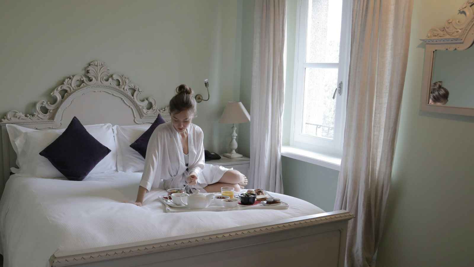 15 Hidden High-Paying Travel Jobs Few People Realize Exist