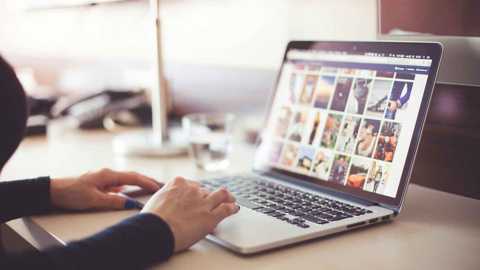 12 Remote Travel-Friendly Jobs with Paid Training You Can Start Today