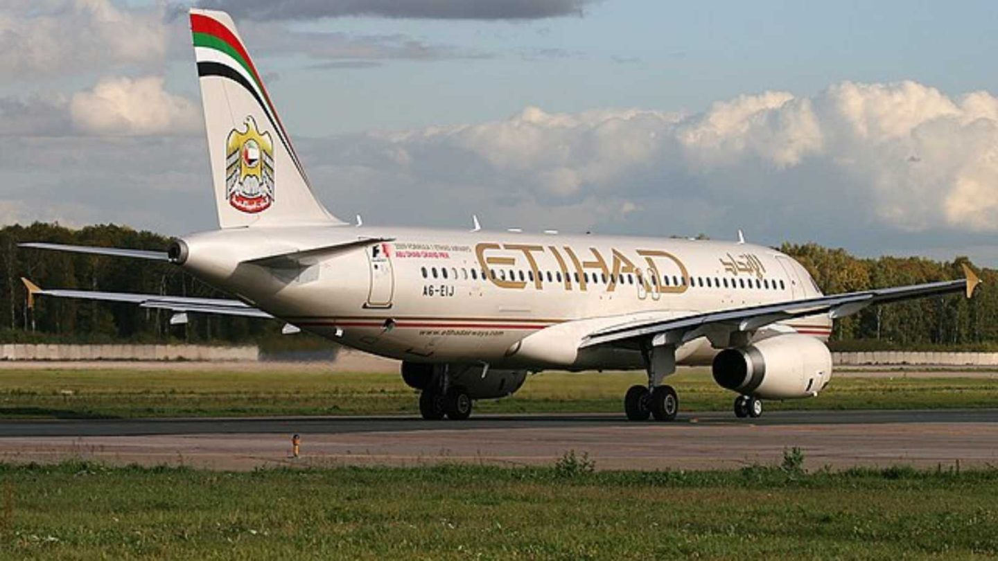 Top International Airlines for Luxury First and Business Class Travel