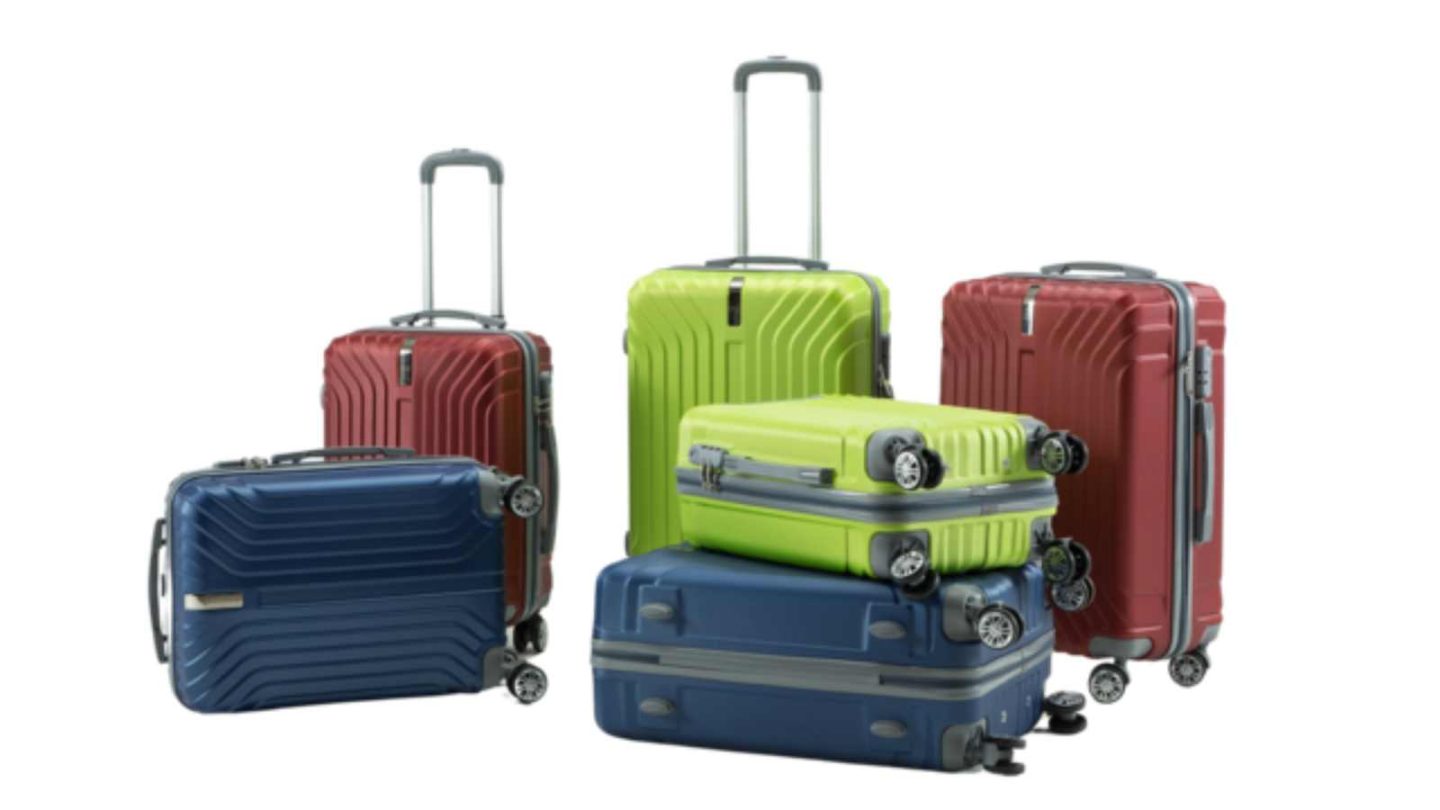 Catherine Cortez Masto Slams Tariffs as Airfares and Hotel Prices Soar—Here Are  Travel Must-Haves to Grab Before Costs Skyrocket
