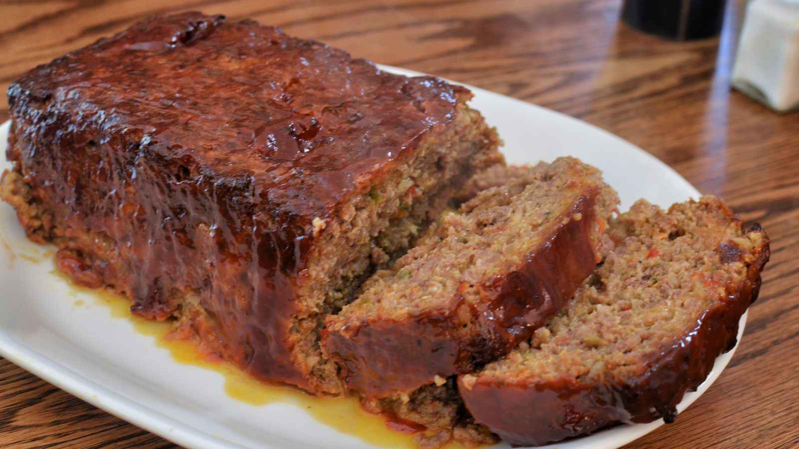 16 Old-School Dinners We’d Love to See on the Table Again