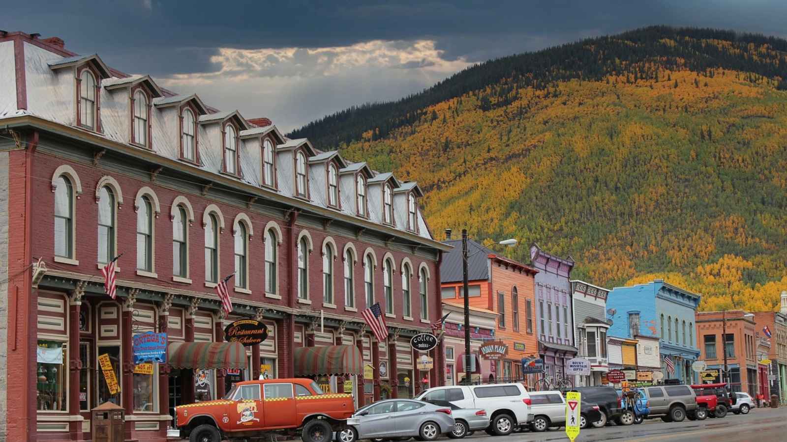 13 Stunning Photos Reveal America’s Most Beautiful Hidden Gems—You’ll Want to Visit Them All