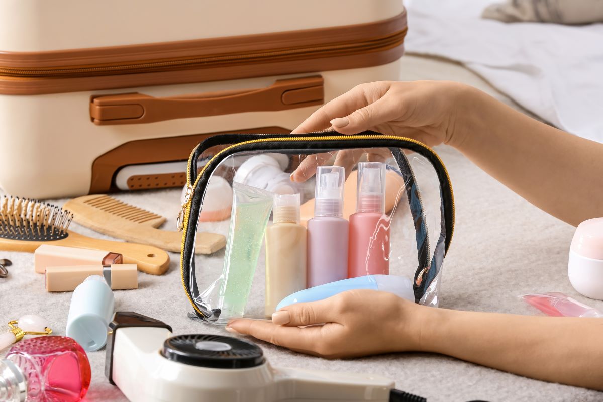 best way to pack a suitcase