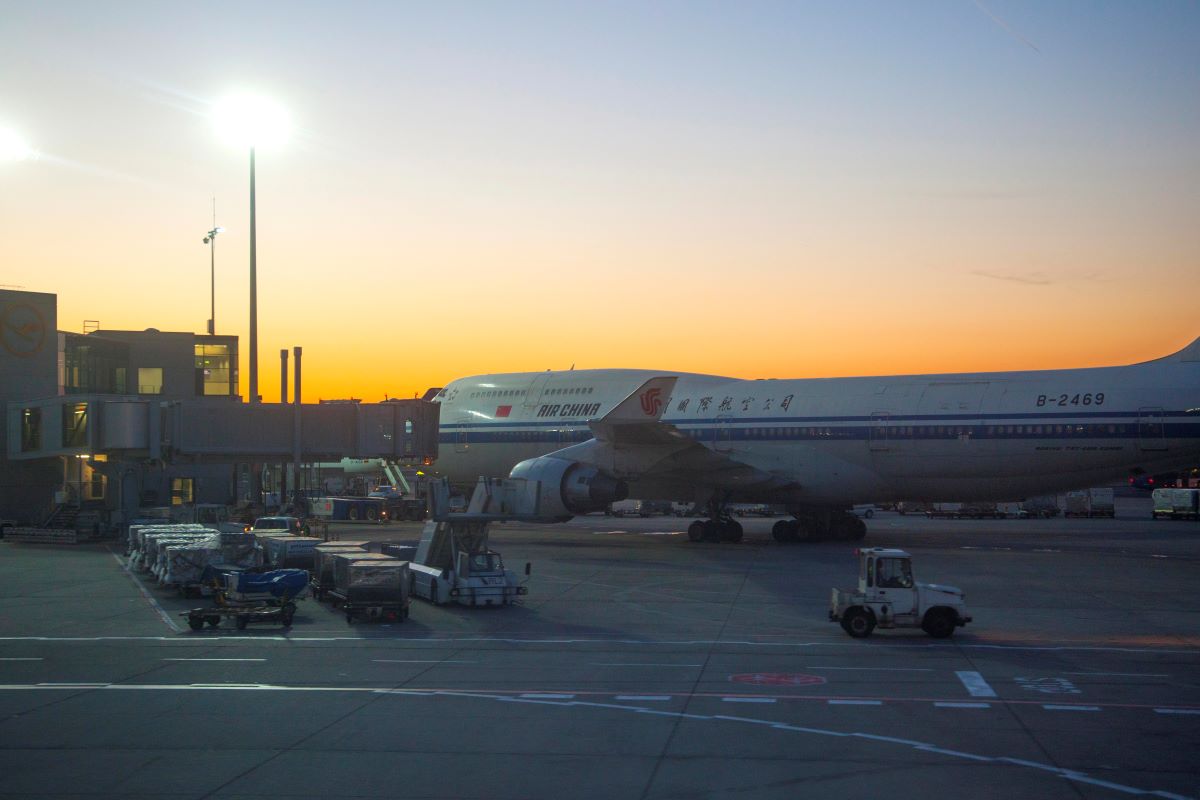 when to buy airline tickets