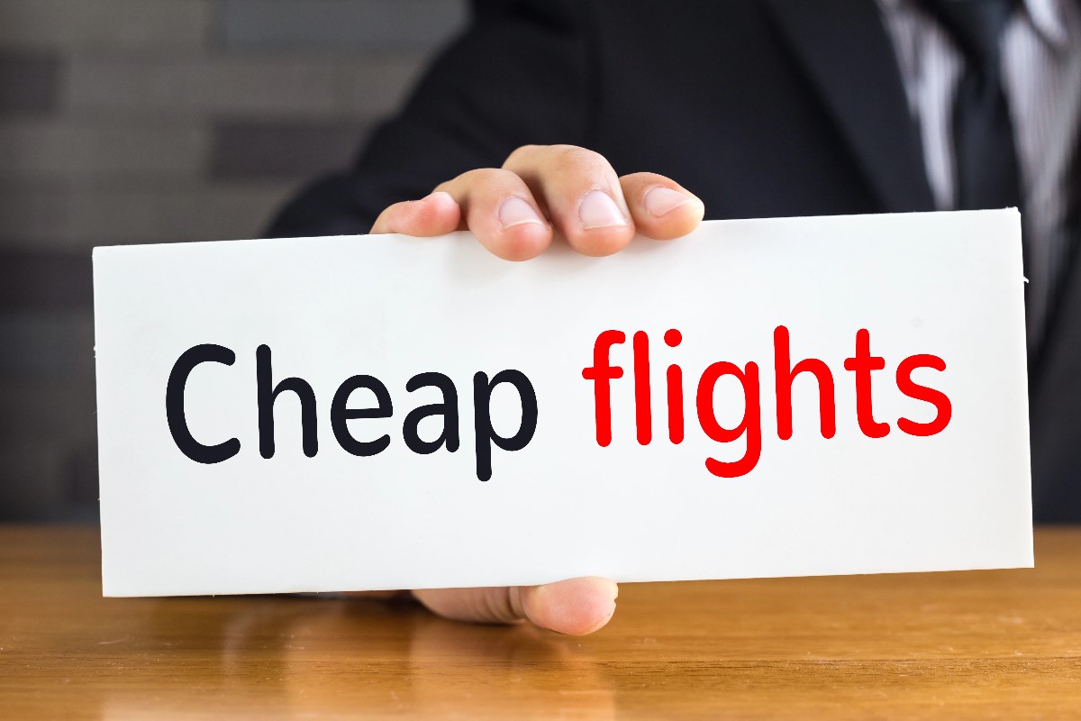 how to travel for free