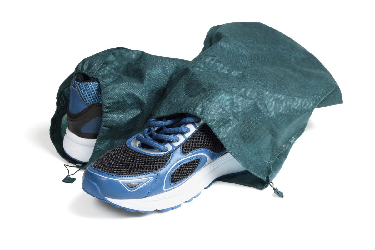 how to pack shoes in a suitcase