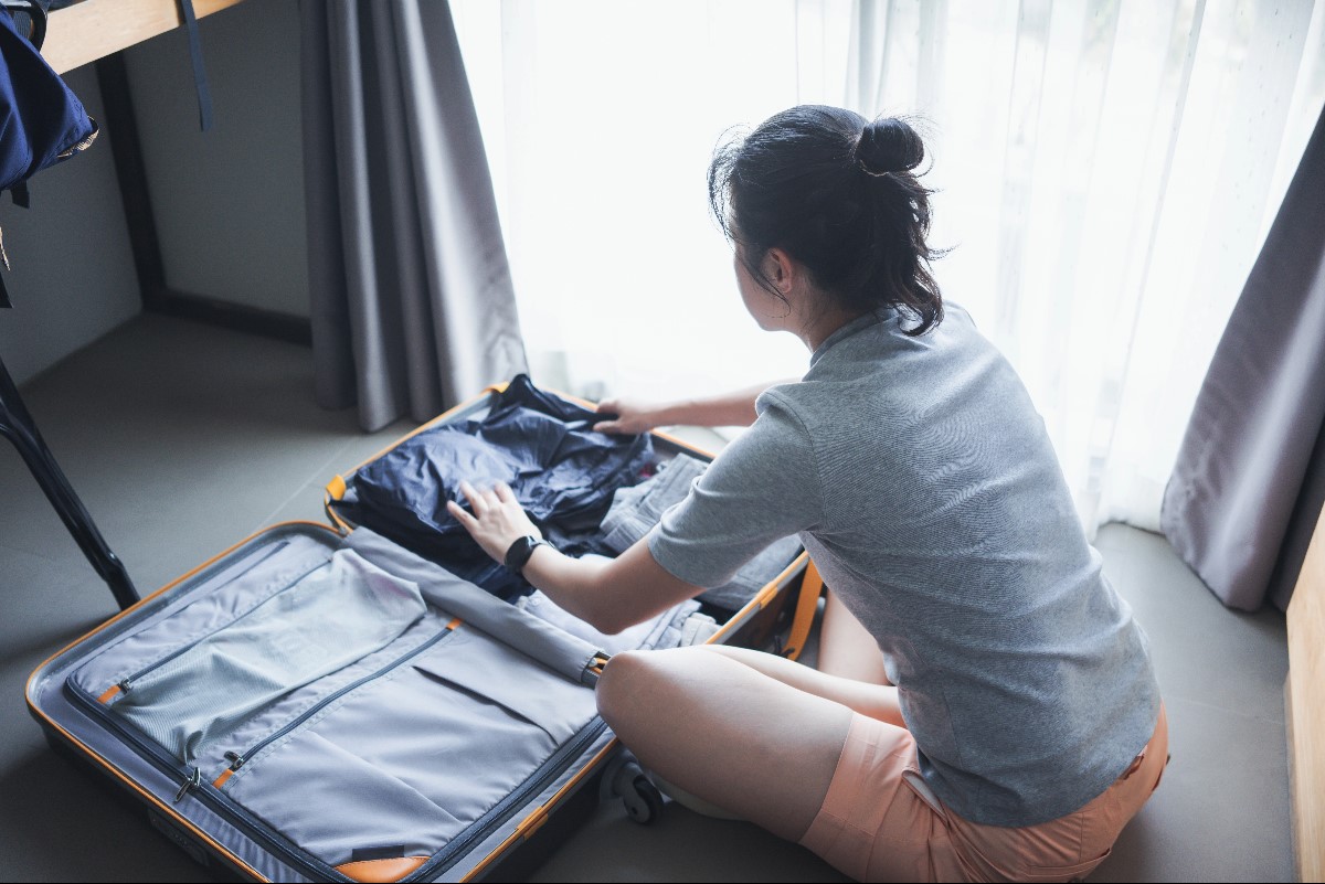how to pack a suitcase for a plane