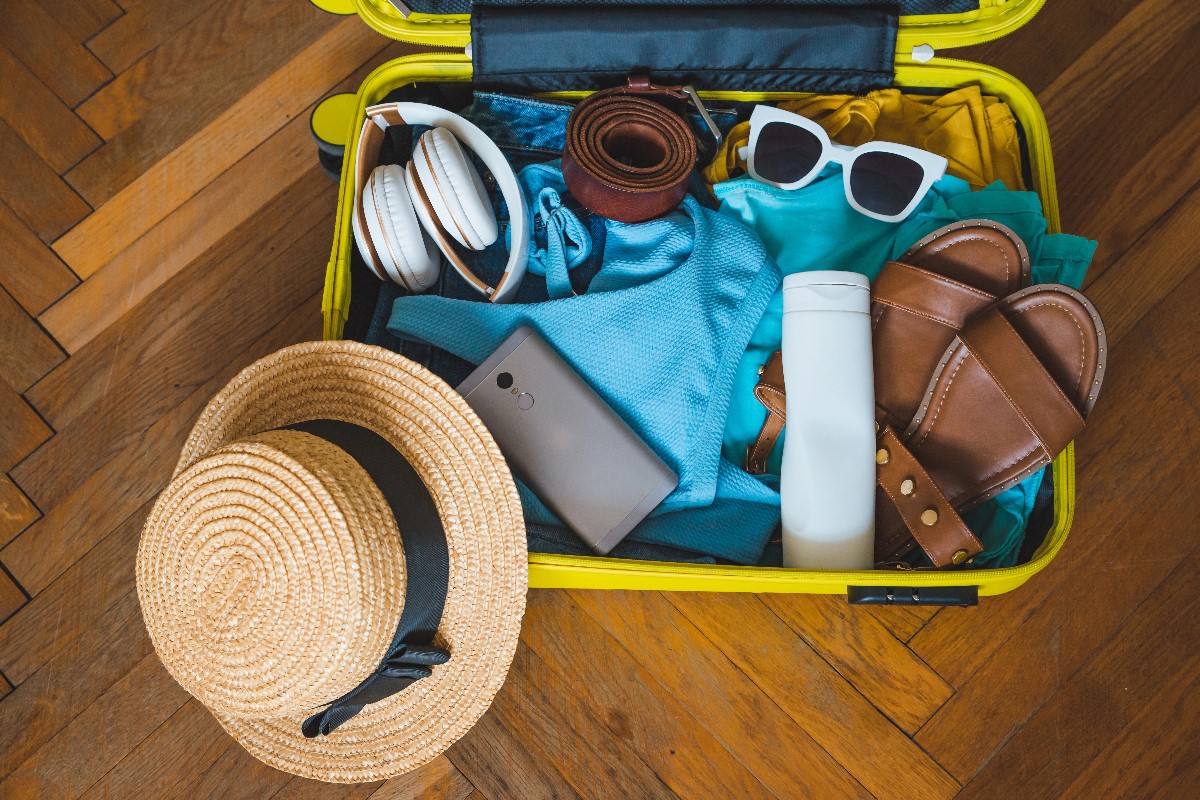 how to pack for two weeks