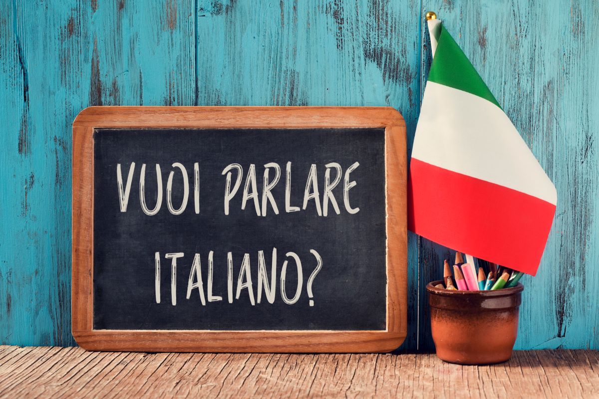 how to move to italy