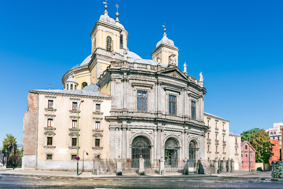 where to stay in madrid