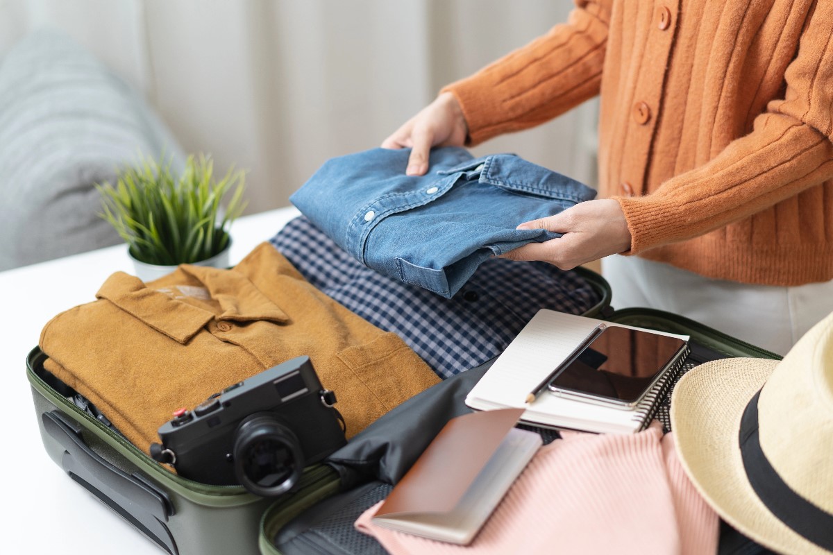 how to pack a suitcase for a plane