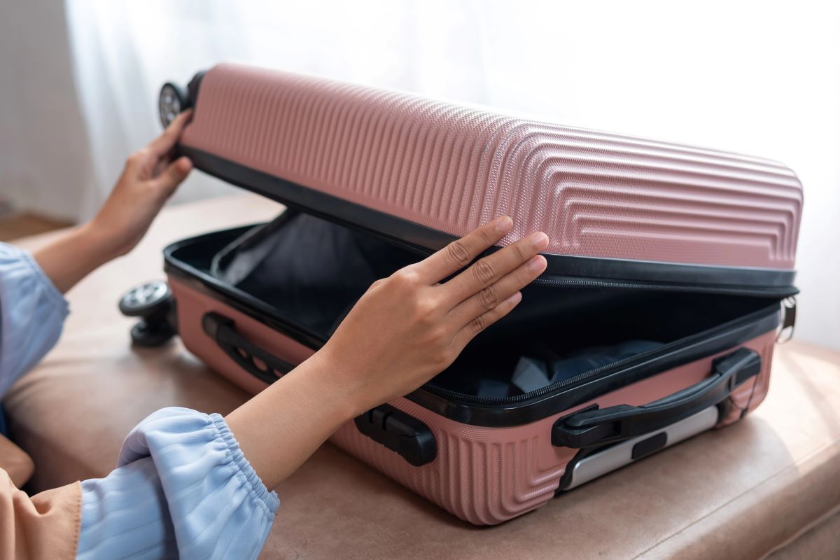 how to fit everything in a suitcase